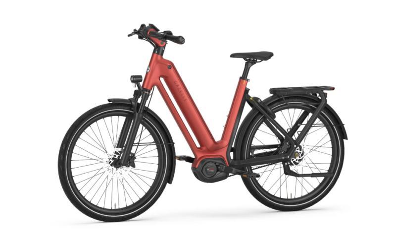 <p>Ga er eindeloos lang op uit met de Eclipse C380 HMB. Dankzij Bosch&rsquo; meest krachtige middenmotor en de accu met grote capaciteit. Je schakelt traploos voor extra gemak.<strong> E-bike van het jaar 2024! </strong>Verkrijgbaar in de kleuren:&nbsp;Anthracite Grey&nbsp;en&nbsp;Metallic Orange</p>
